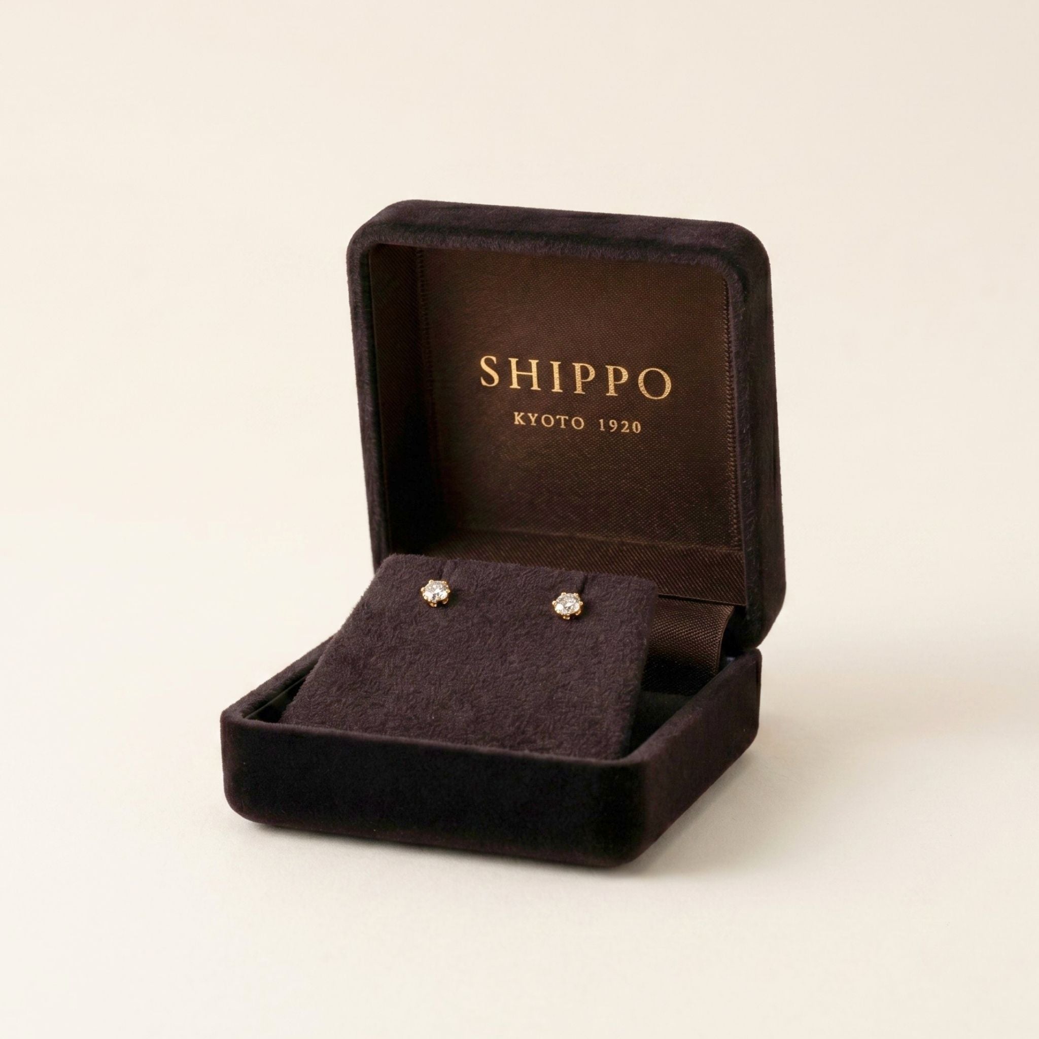 PT900 プラチナ スタッドピアス（SIクラス ダイヤモンド計0.25ct