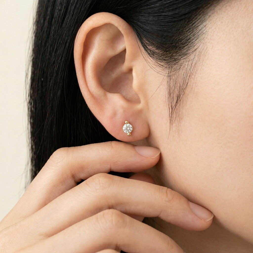 K18 ゴールド スタッドピアス（ダイヤモンド0.30ct）