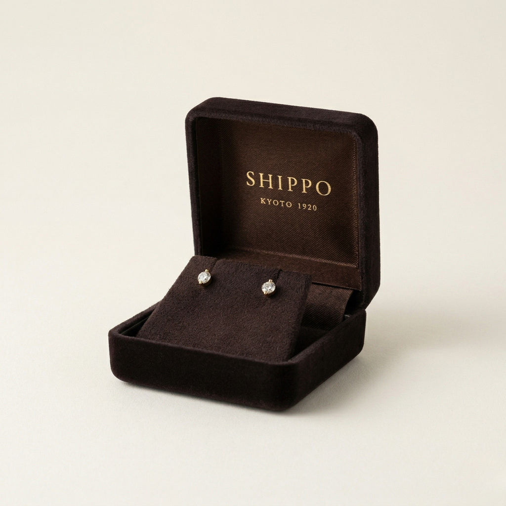 K18 ゴールド スタッドピアス（ダイヤモンド0.30ct）