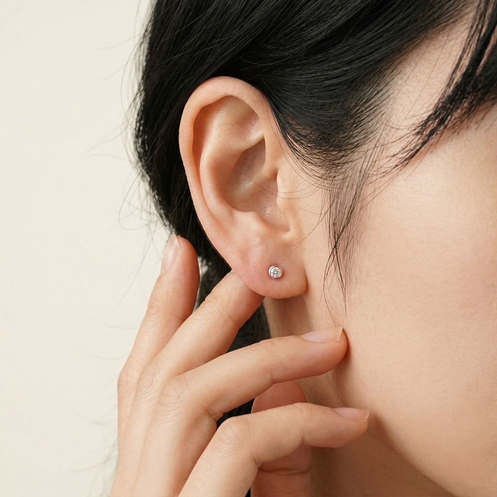 K18 ピンクゴールド スタッドピアス（ダイヤモンド0.08ct）