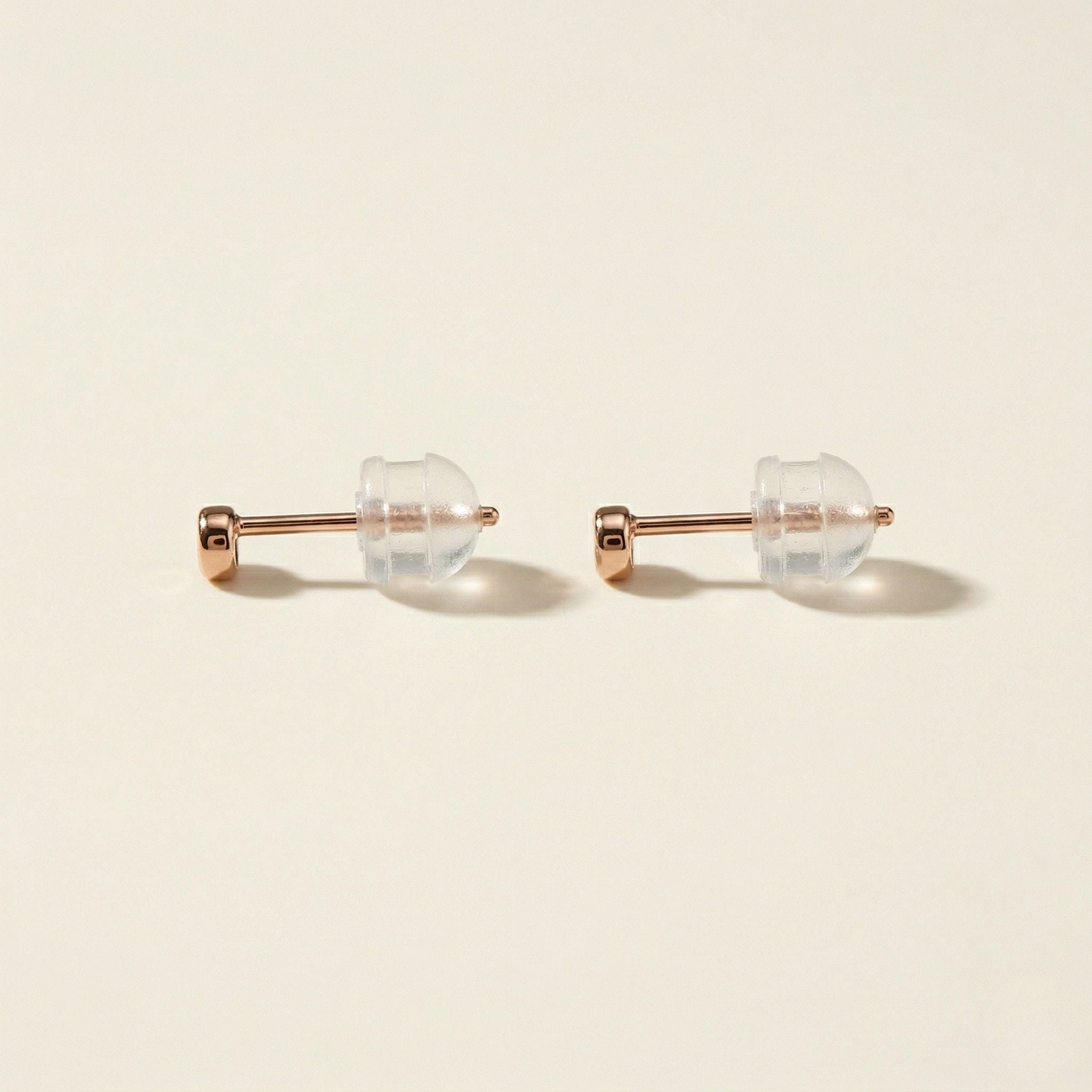 K18 ピンクゴールド スタッドピアス（ダイヤモンド0.08ct）