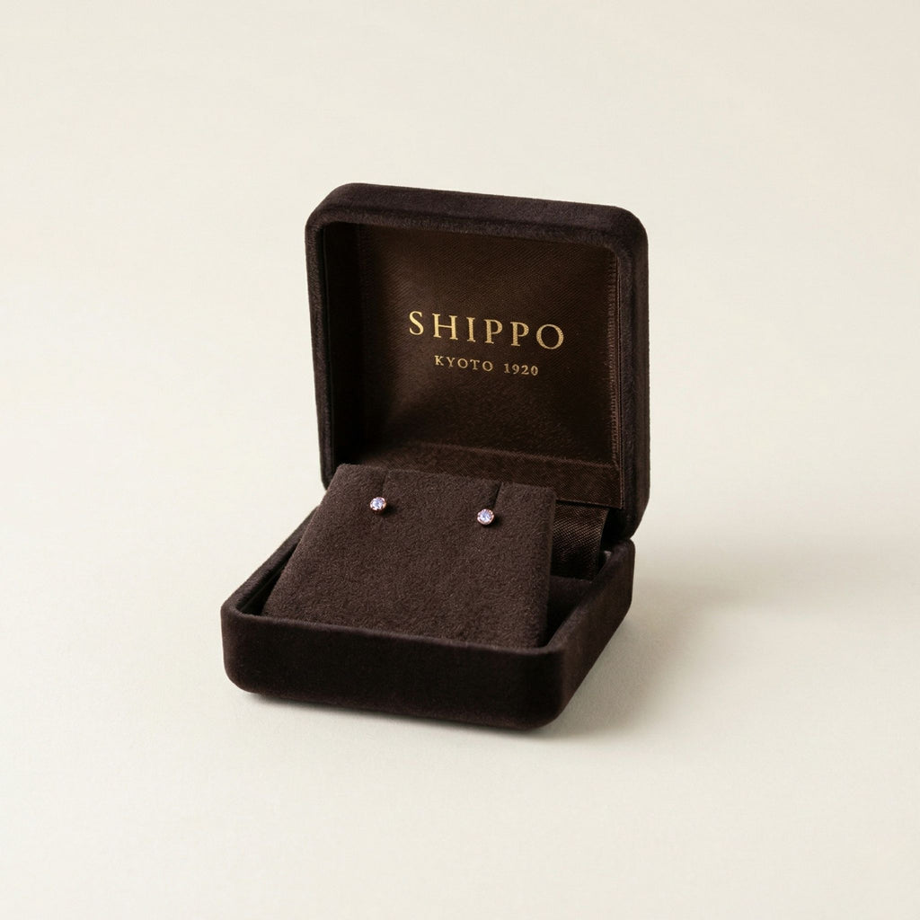 K18 ピンクゴールド スタッドピアス（ダイヤモンド0.08ct）