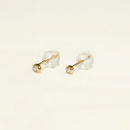 K18 ゴールド スタッドピアス（ダイヤモンド0.08ct）