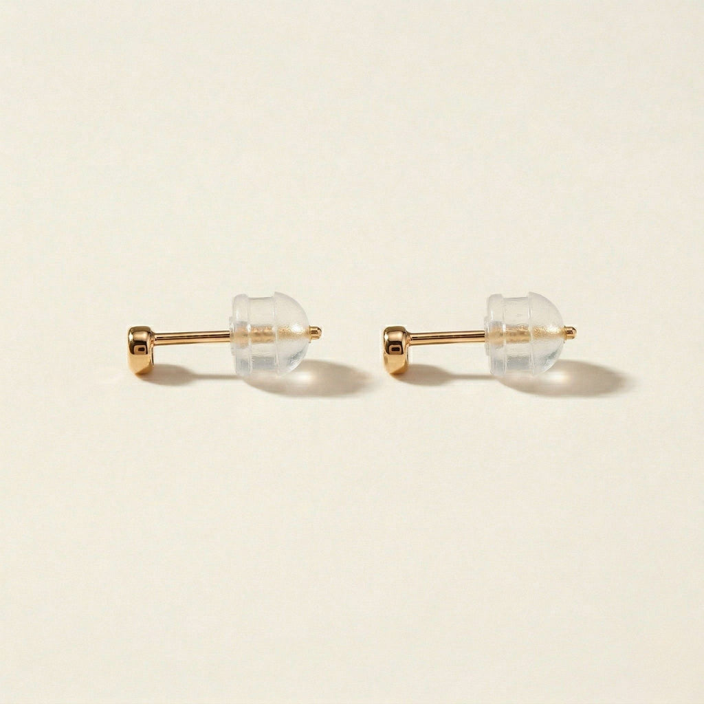 K18 ゴールド スタッドピアス（ダイヤモンド0.08ct）