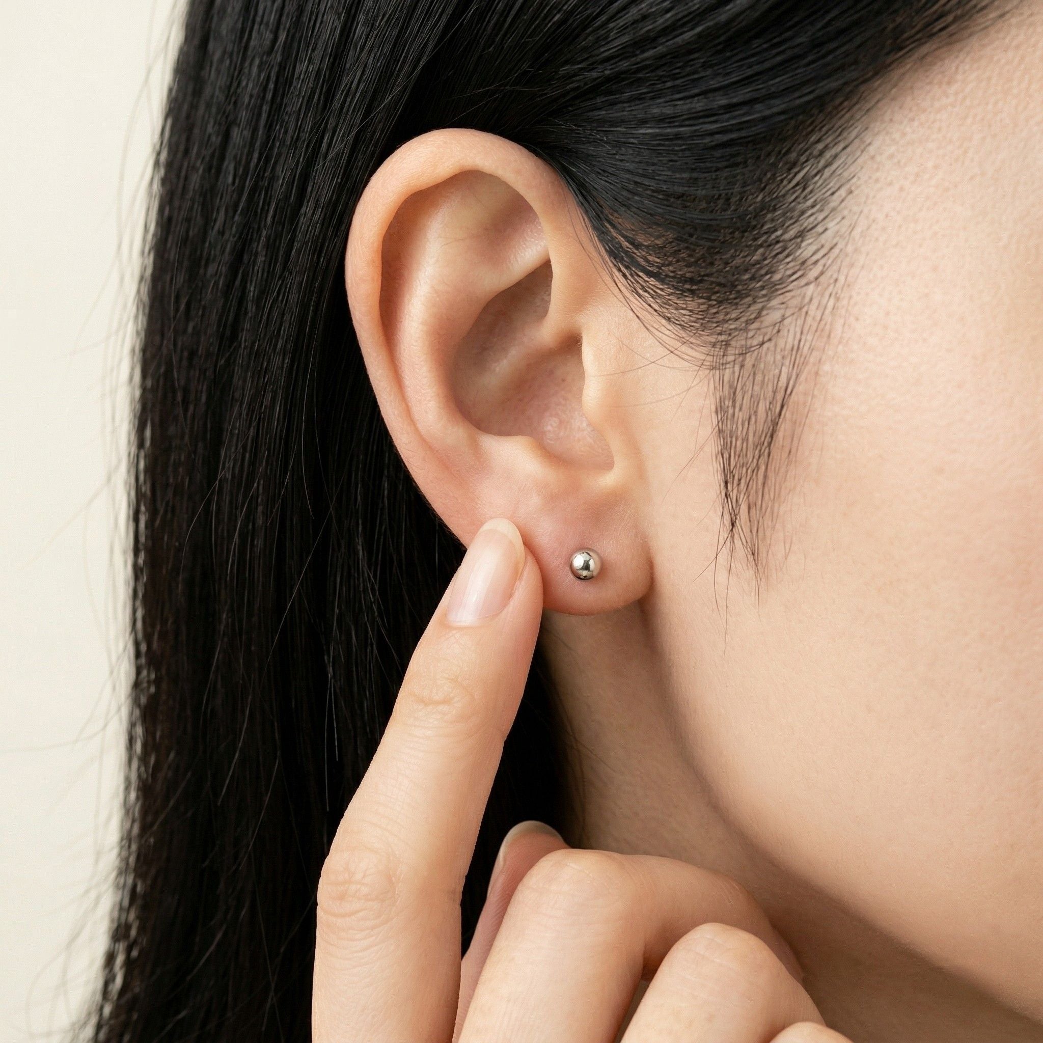 K14 ホワイトゴールド 3mmボール スタッドピアス