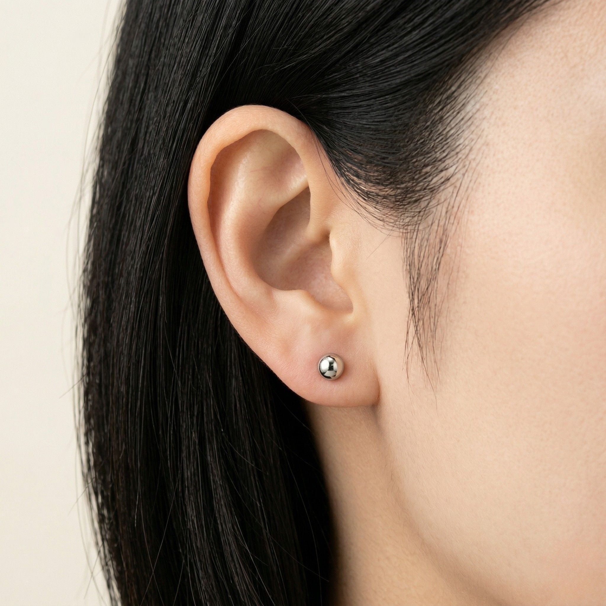 PT900 プラチナ 5mmボール スタッドピアス