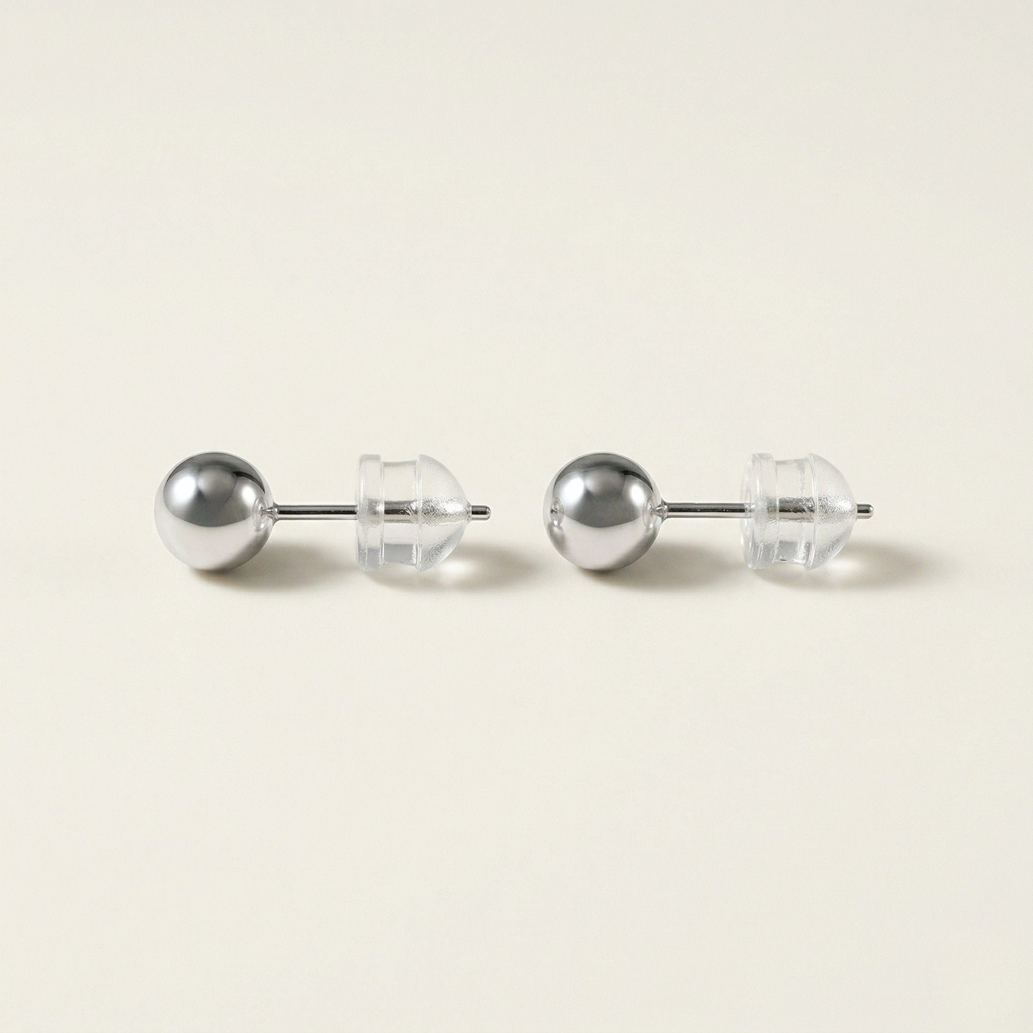 PT900 プラチナ 5mmボール スタッドピアス