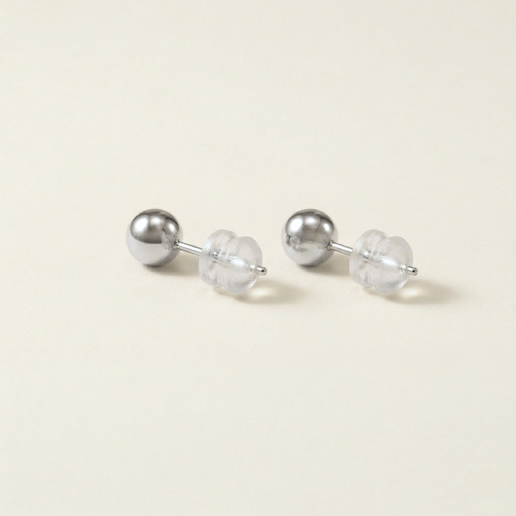 PT900 プラチナ 5mmボール スタッドピアス