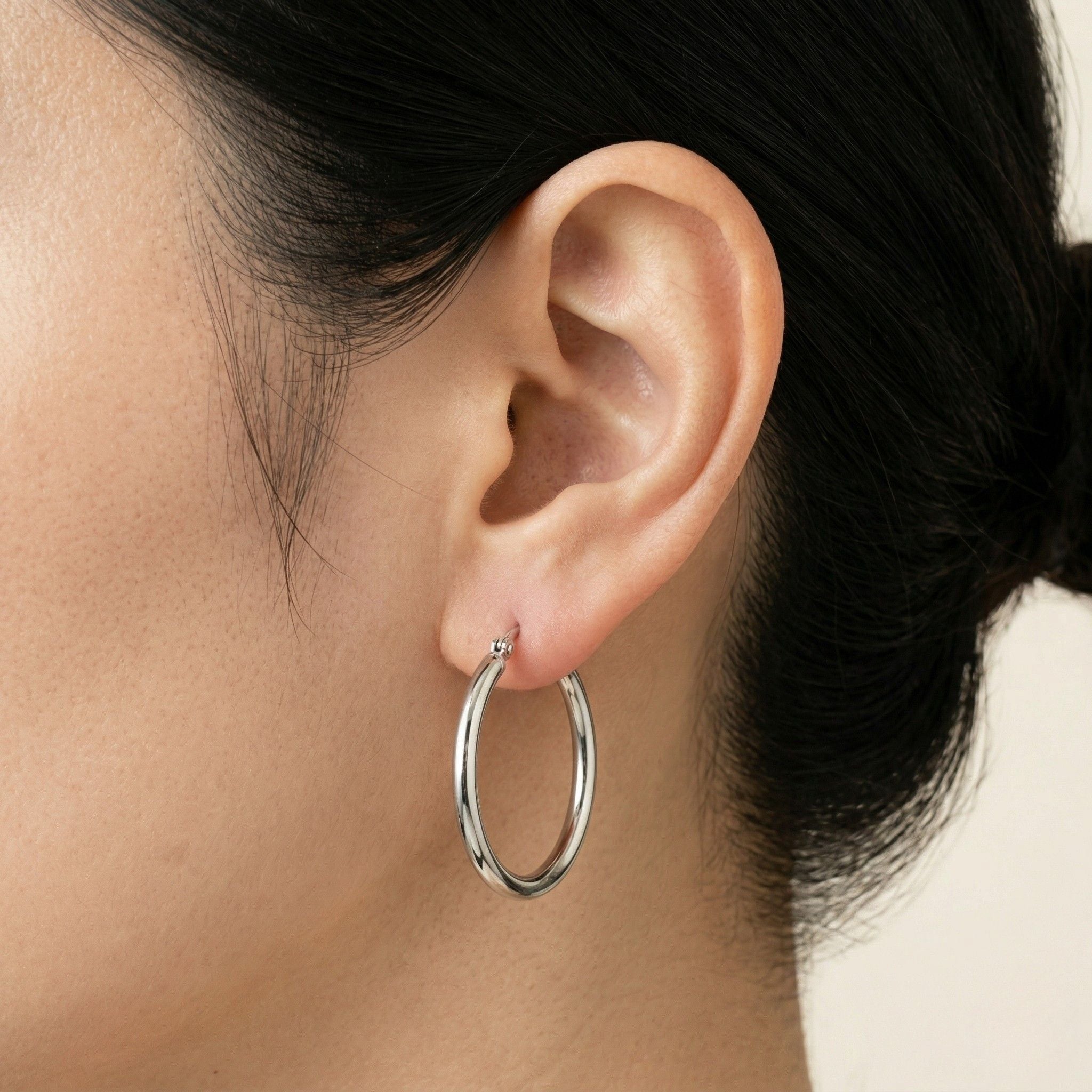 K14 ホワイトゴールド 25×2mmリング フープピアス