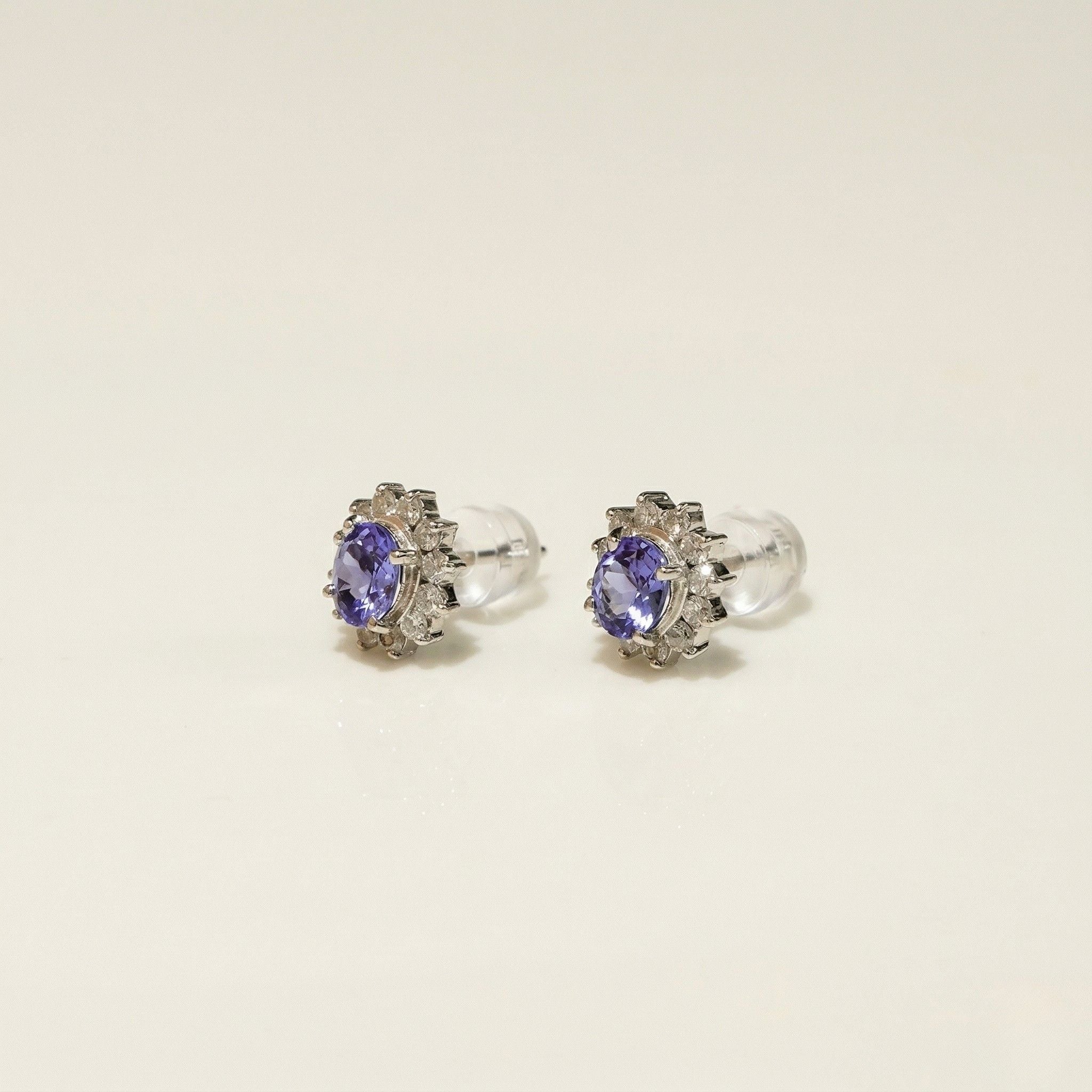 K18 ホワイトゴールド スタッドピアス（タンザナイト｜ダイヤモンドD0.34ct）