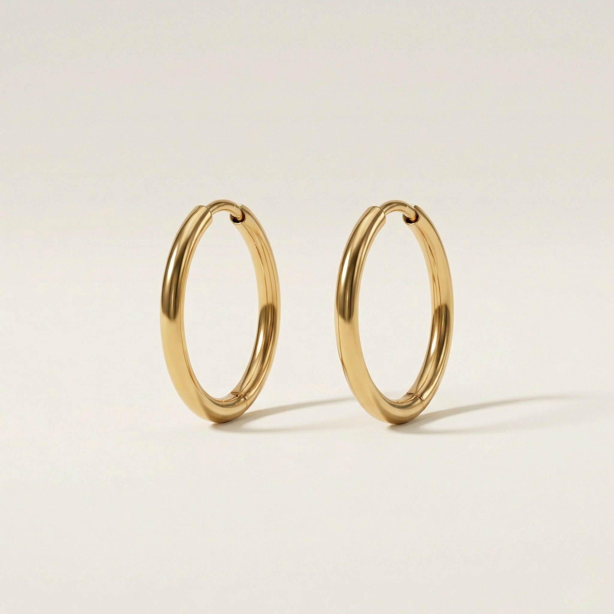 K18 ゴールド 20×2mmリング フープピアス