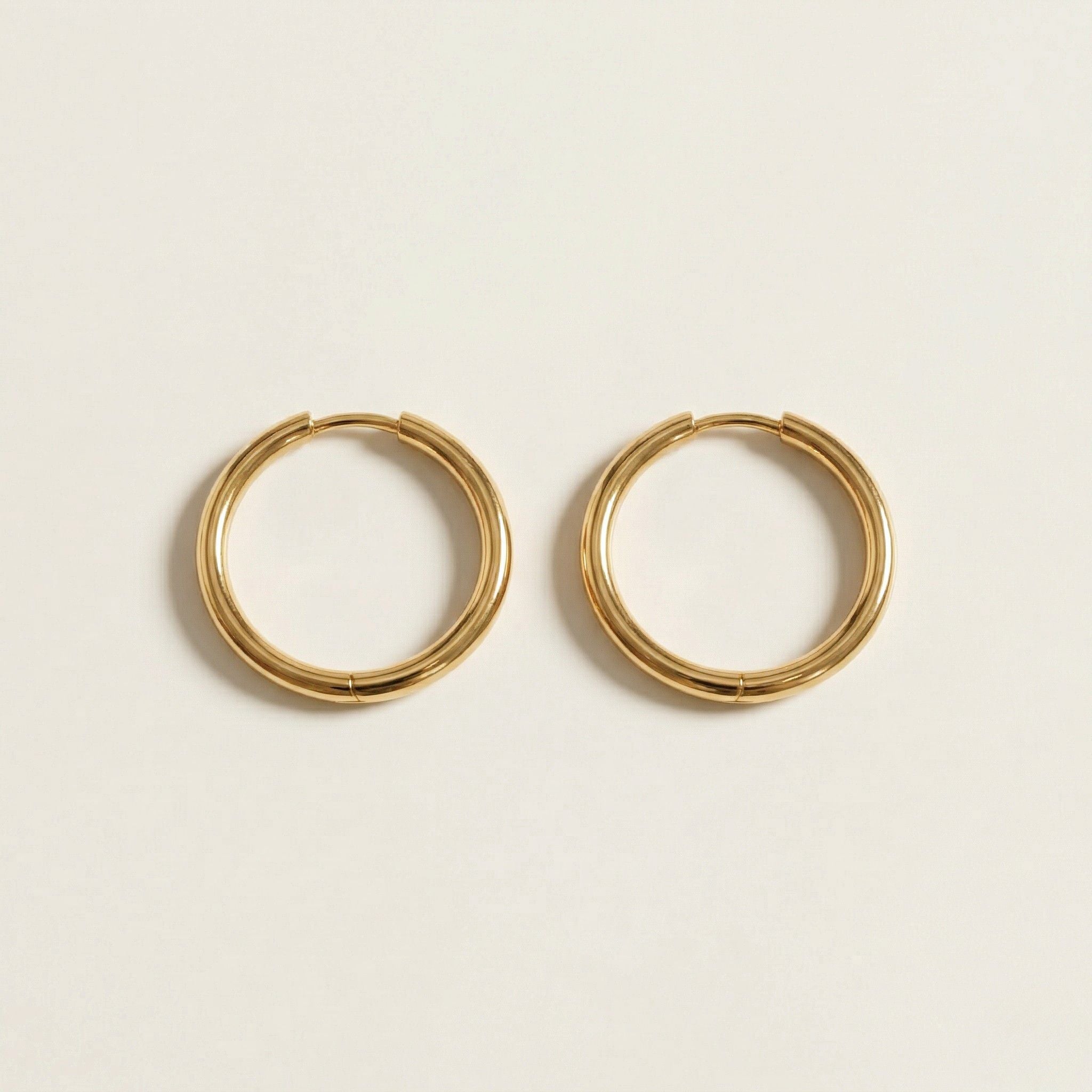 K18 ゴールド 20×2mmリング フープピアス