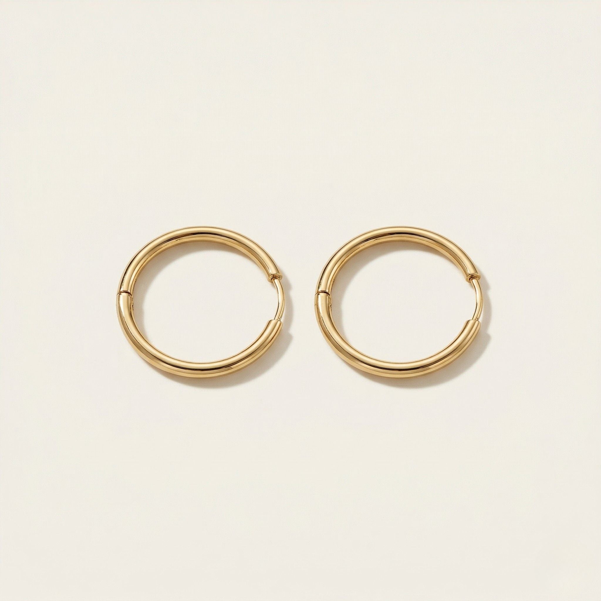 K18 ゴールド 20×2mmリング フープピアス