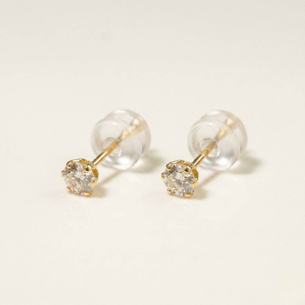 K18 ゴールド スタッドピアス（SIクラス ダイヤモンド計0.20ct）