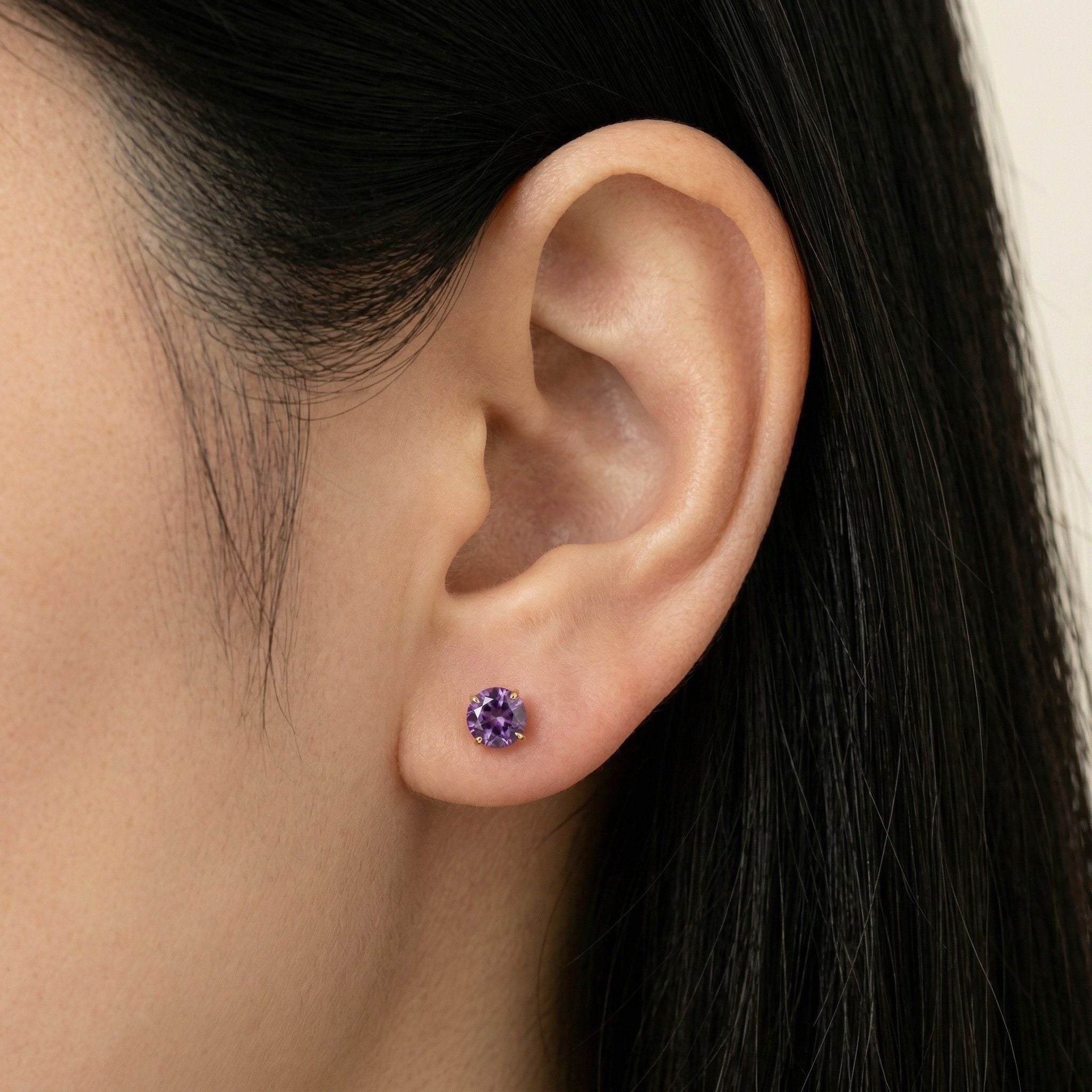 K18 ゴールド スタッドピアス（アメジスト）