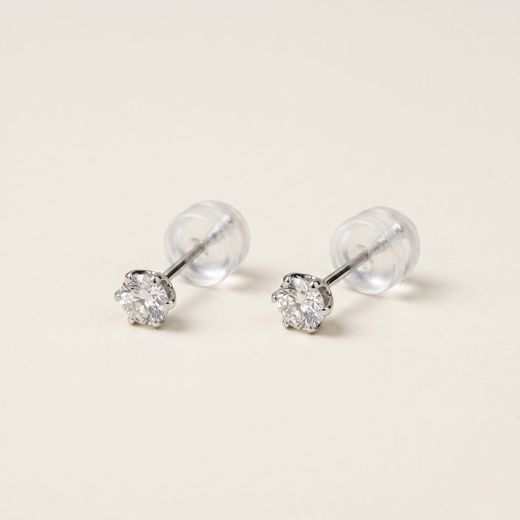 PT900 プラチナ スタッドピアス（SIクラス ダイヤモンド計0.20ct）