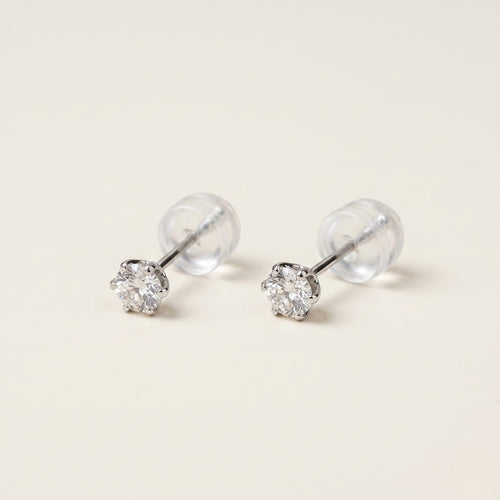 PT900 プラチナ スタッドピアス（SIクラス ダイヤモンド計0.20ct）