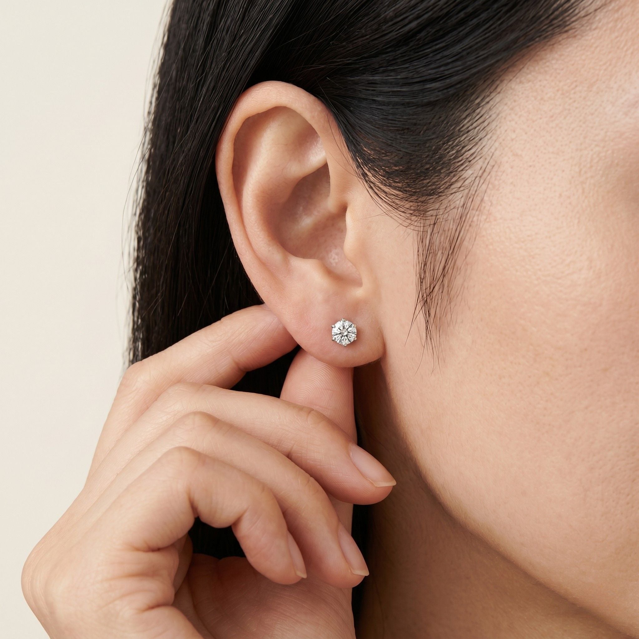 PT900 プラチナ スタッドピアス（SIクラス ダイヤモンド計0.25ct）