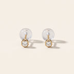 K18 ゴールド ベゼル スタッドピアス（SIクラス ダイヤモンド計0.10ct）