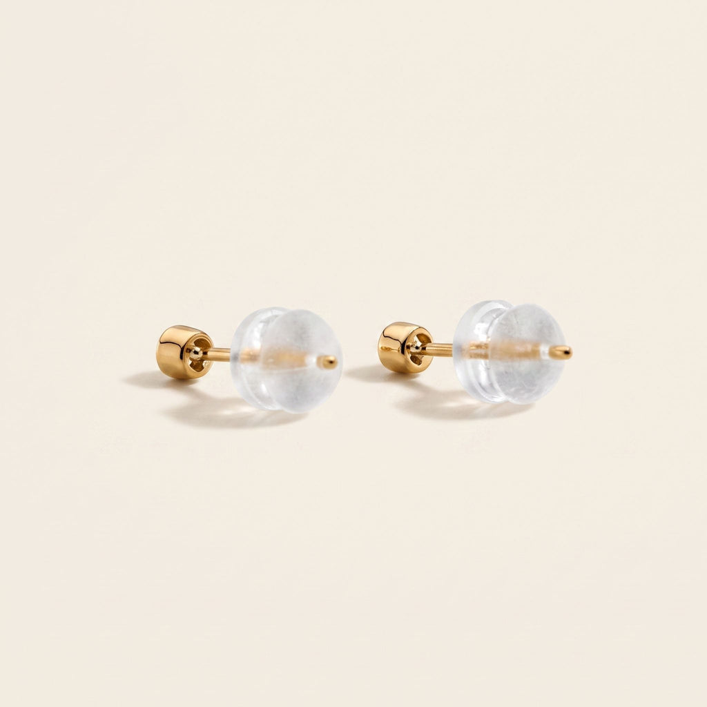 K18 ゴールド ベゼル スタッドピアス（SIクラス ダイヤモンド計0.10ct）