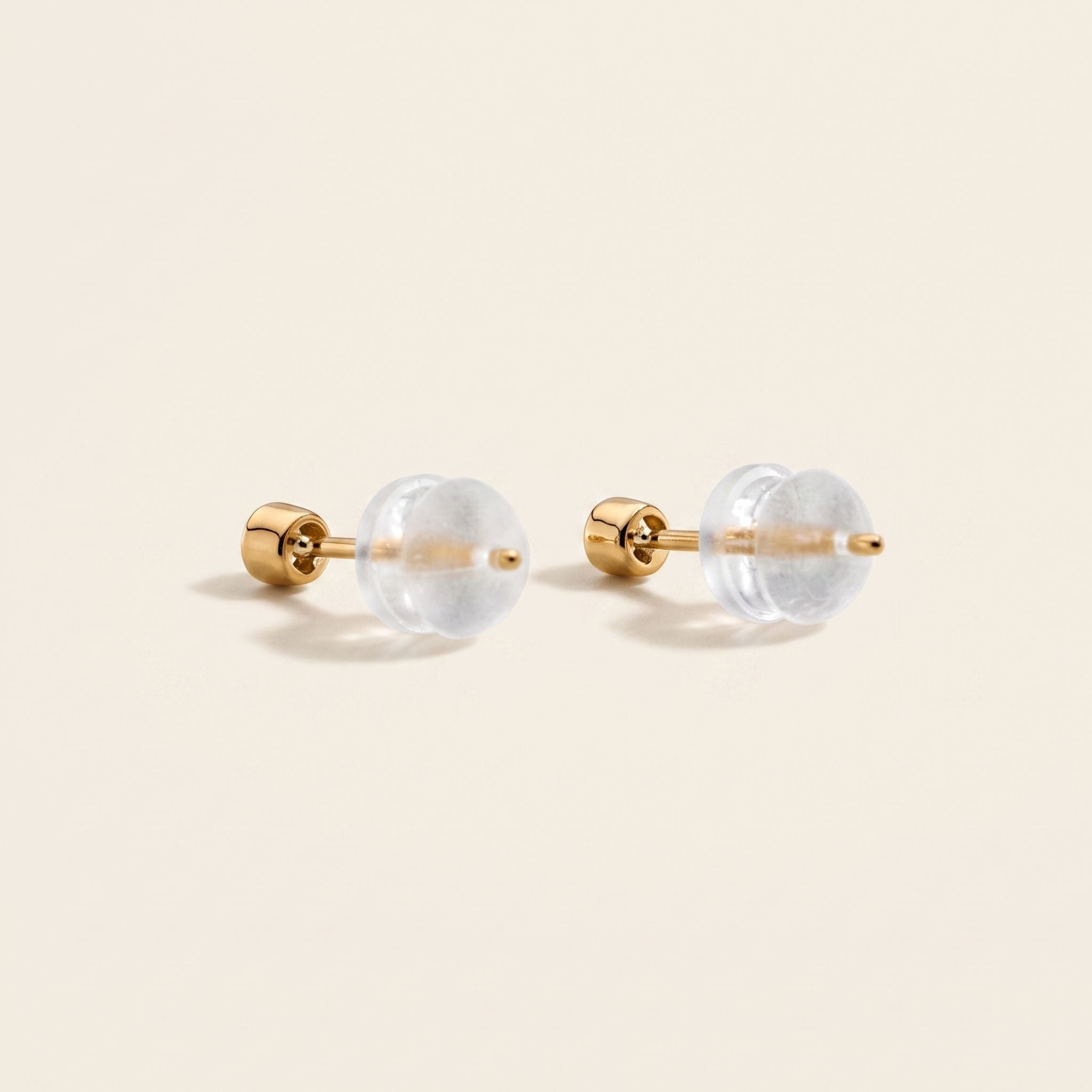 K18 ゴールド ベゼル スタッドピアス（SIクラス ダイヤモンド計0.10ct）