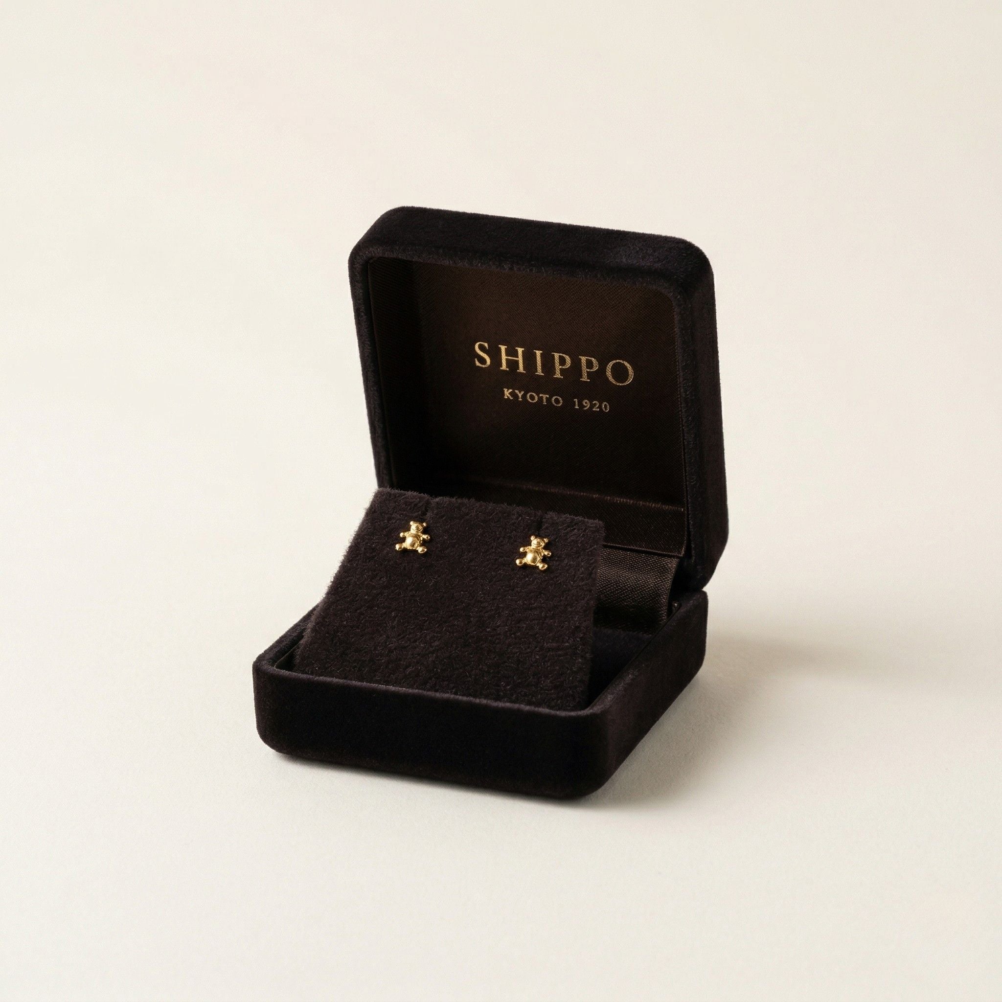 K18 ゴールド テディベアー スタッドピアス