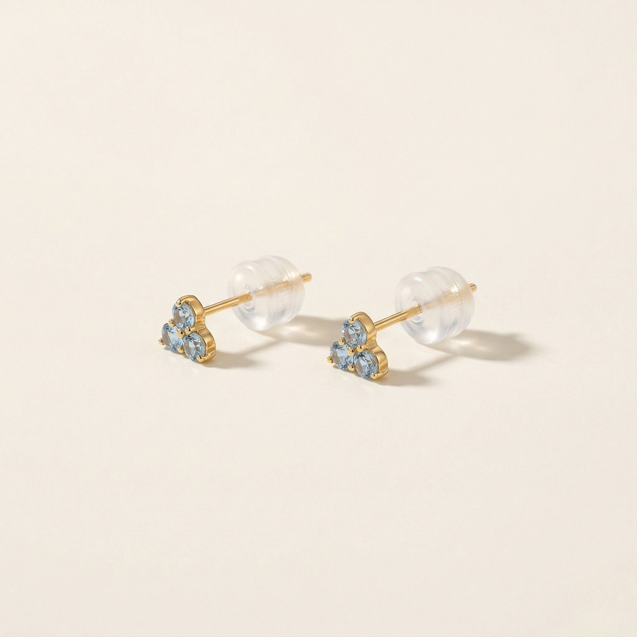 K18 ゴールド スタッドピアス（ブルートパーズ）