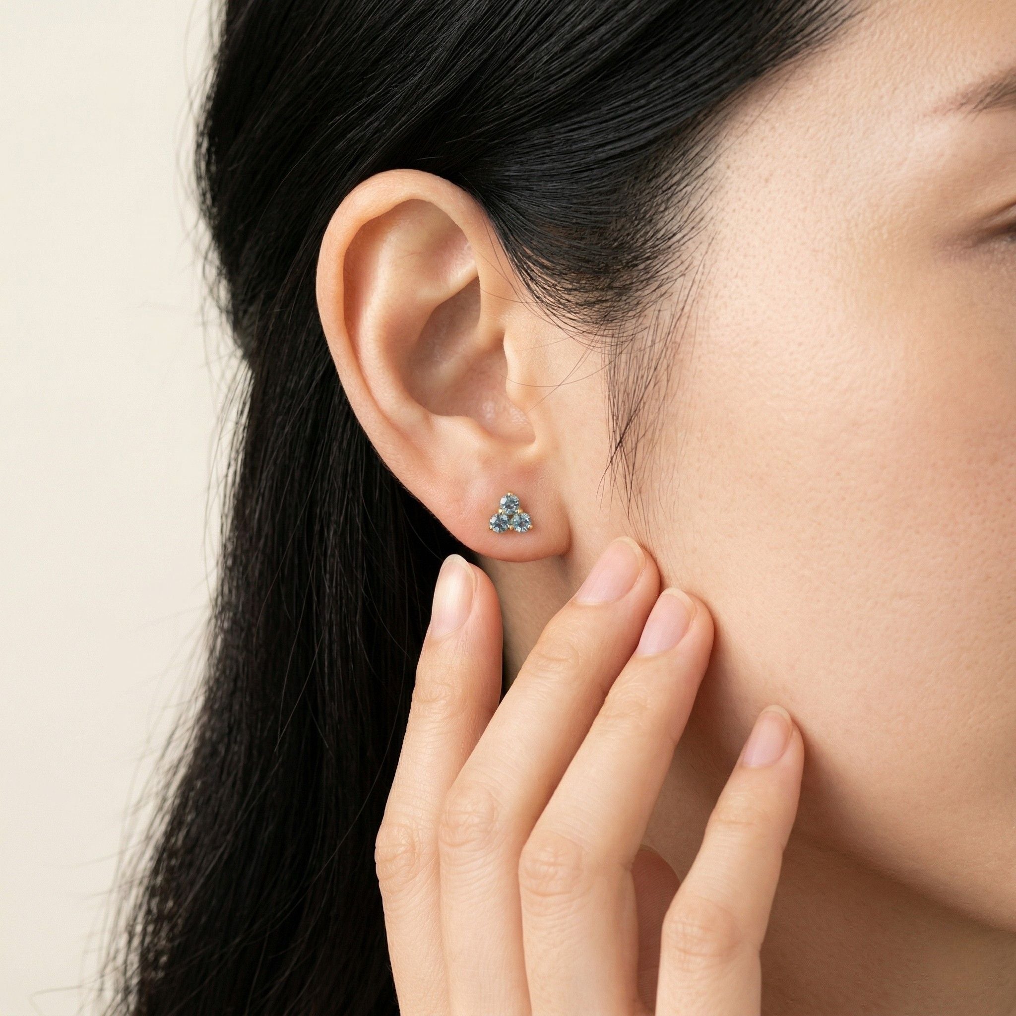 K18 ゴールド スタッドピアス（ブルートパーズ）