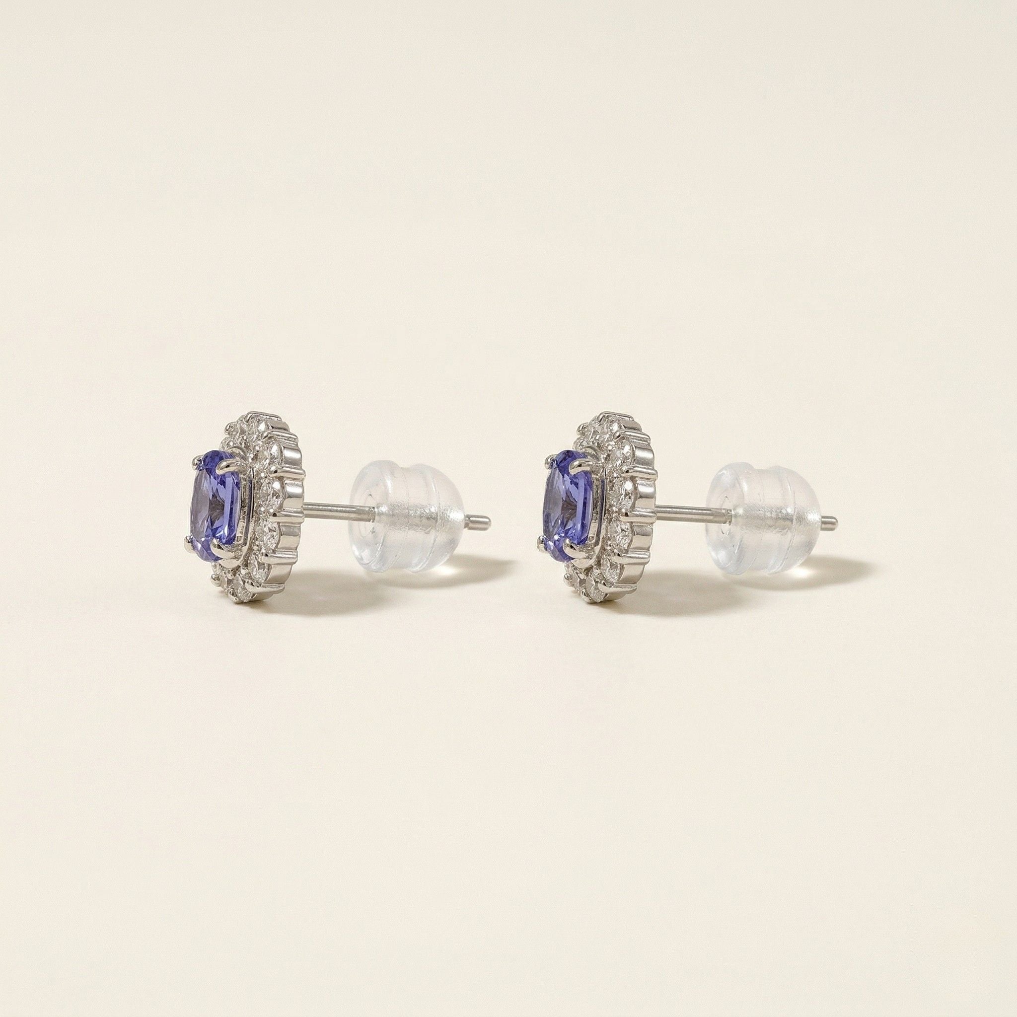 K18 ホワイトゴールド スタッドピアス（タンザナイト｜ダイヤモンドD0.34ct）