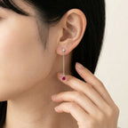 K18 ホワイトゴールド スタッドピアス（ルビー0.40ct｜ダイヤモンド0.06ct）