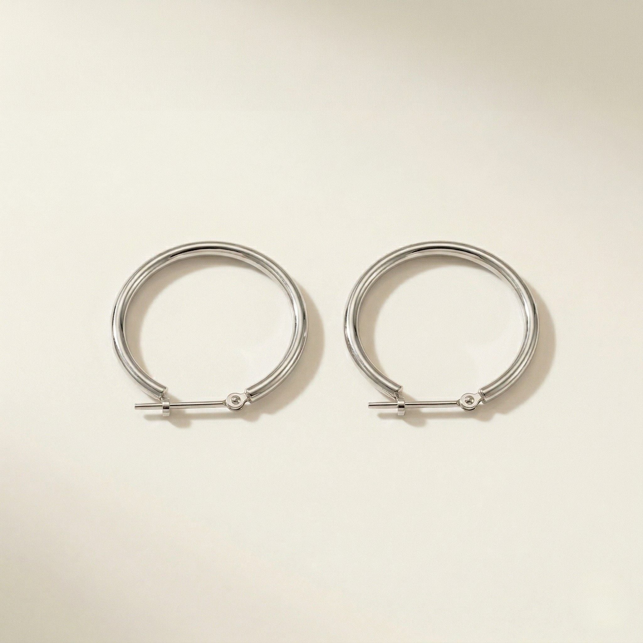 PT900 プラチナ 25×2mmリング フープピアス